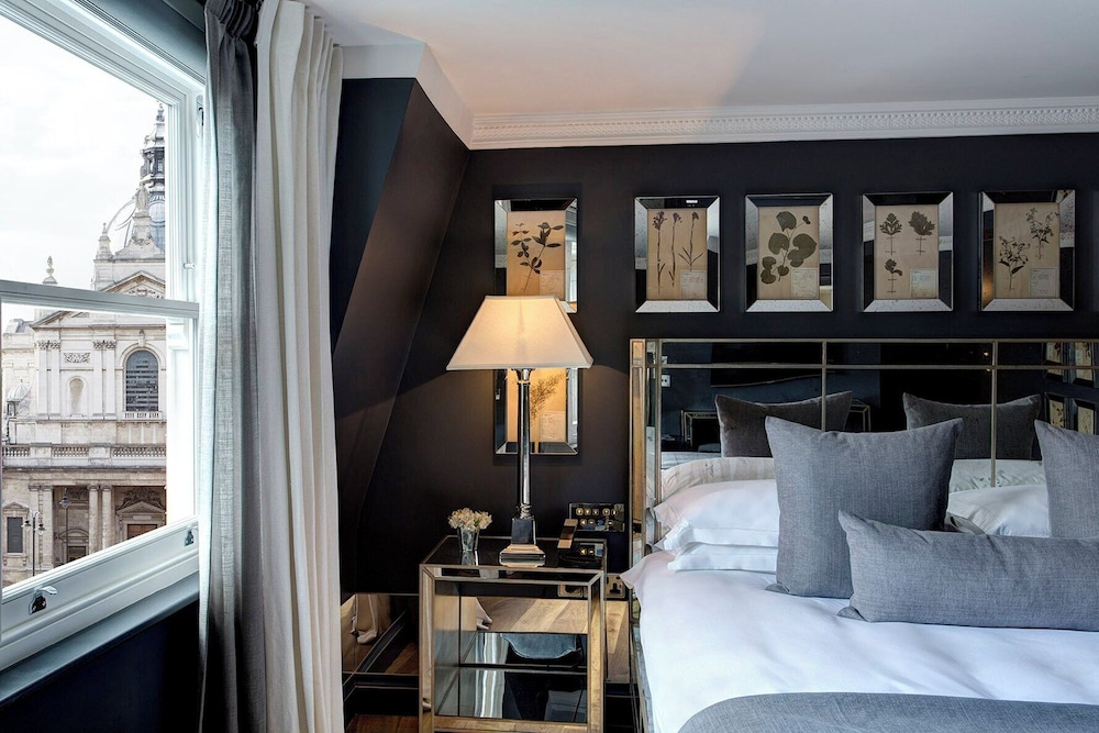 غرفة ديلوكس بسرير كينج، The Franklin London - Starhotels Collezione 2/3