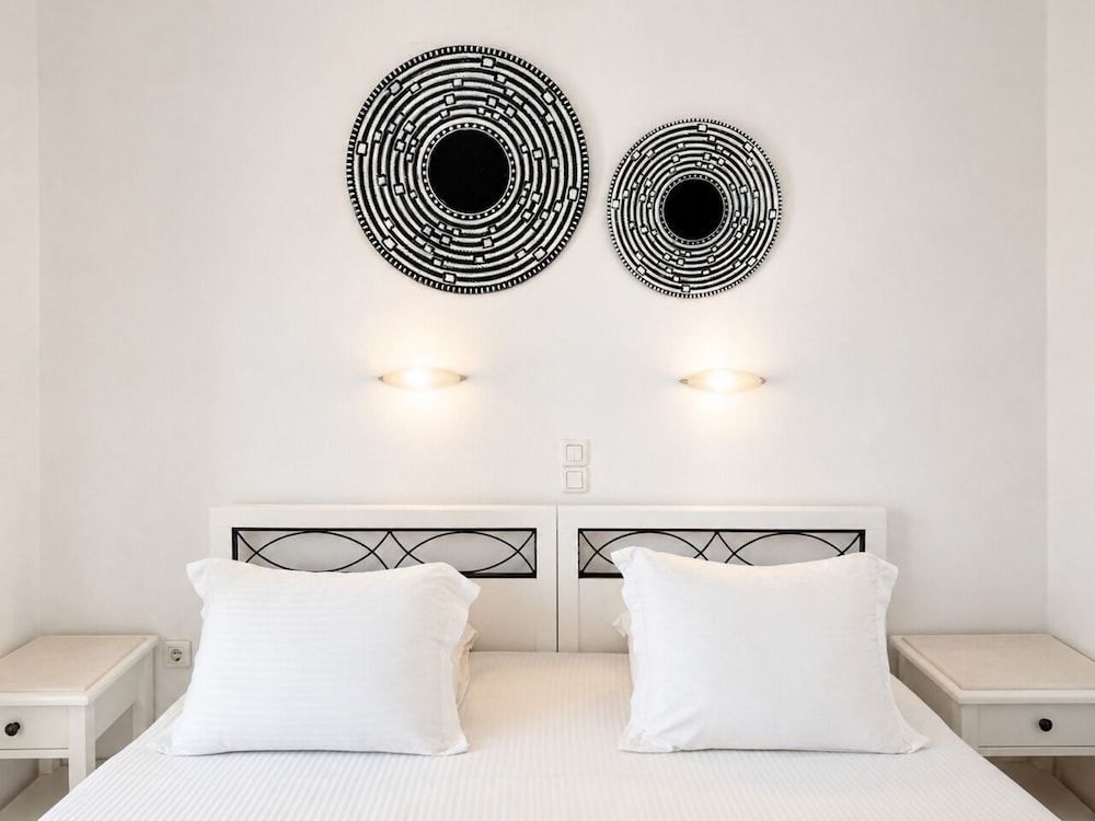 Eleftheria Hotel 25/50