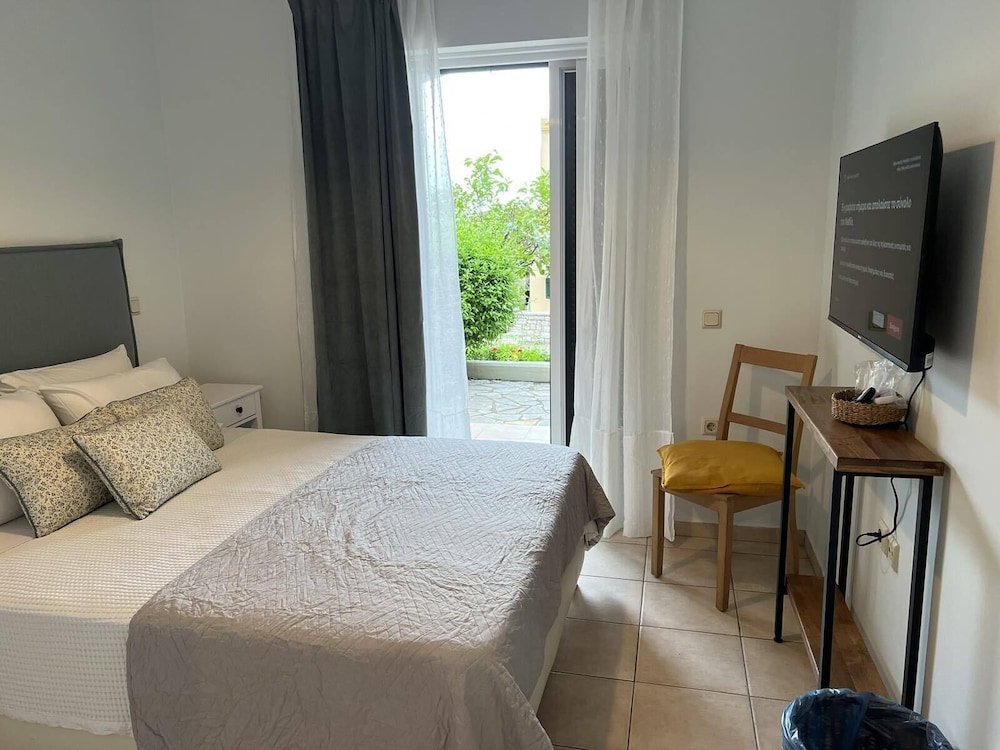 Barbati Bay Apartments 19/66