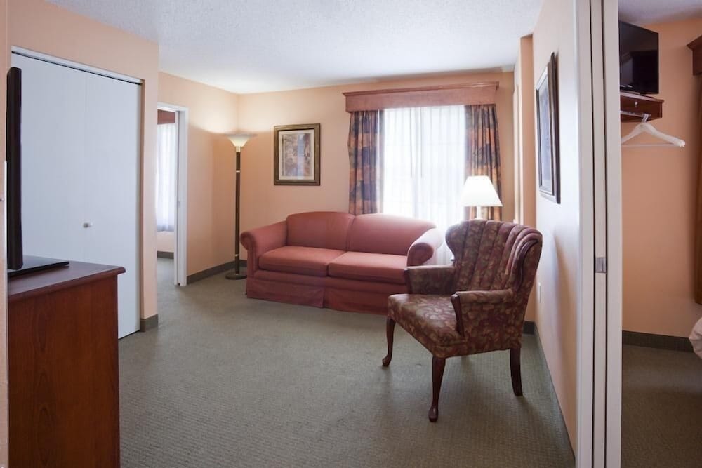 Grandstay Residential Suites Ames 38/52