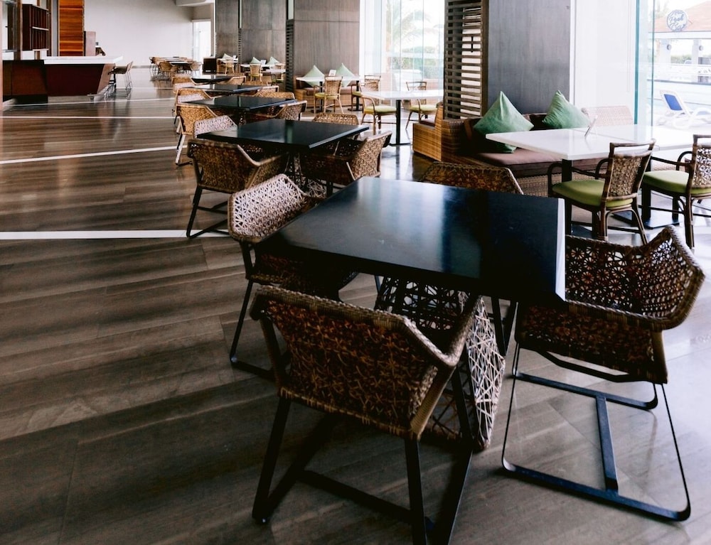Arterra Hotel and Resort 31/50