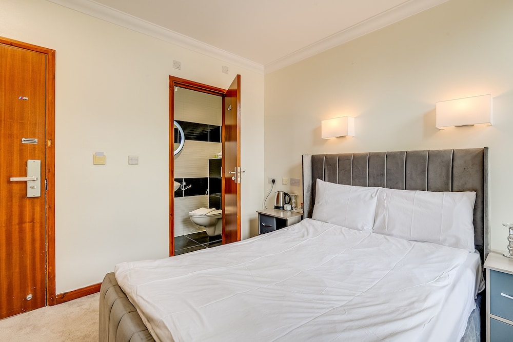 STANDARD, DOUBLE BED