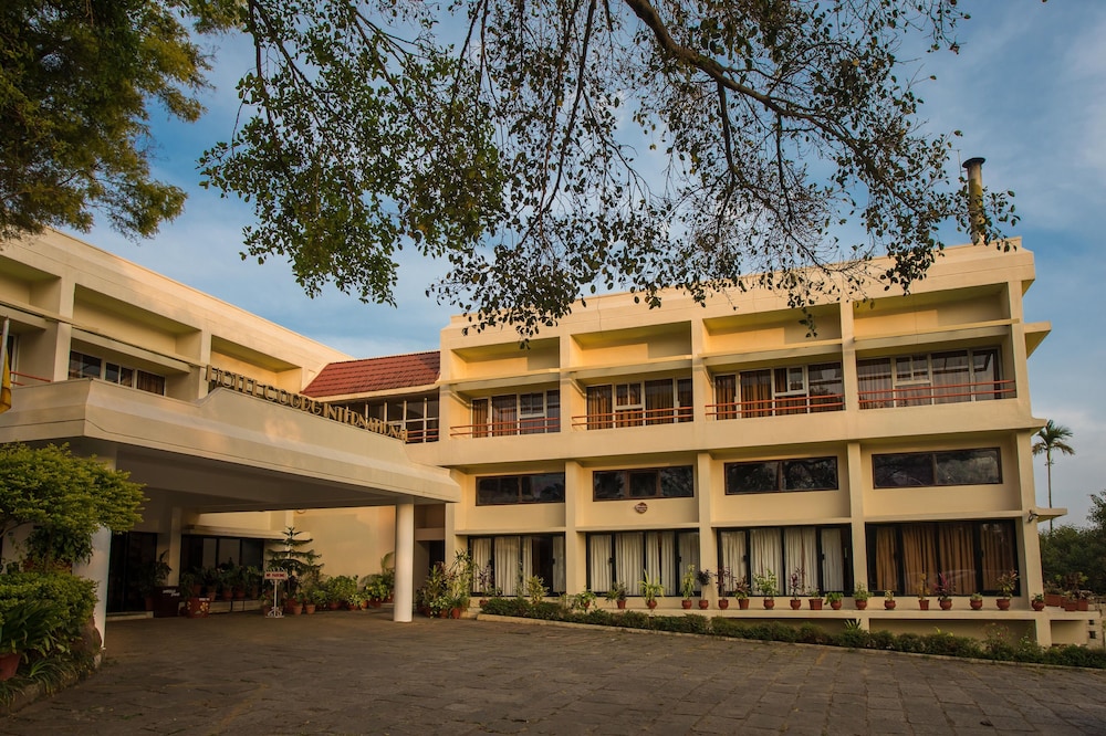 Hotel Coorg International 1/50