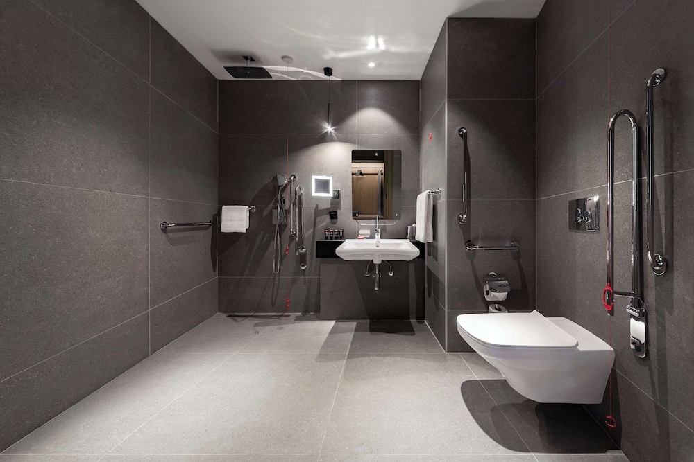 Radisson RED Tbilisi 72/73