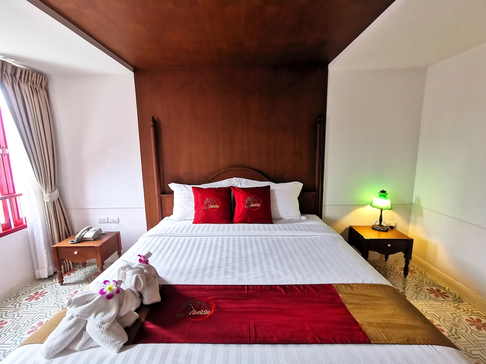 SUPERIOR, DOUBLE BED