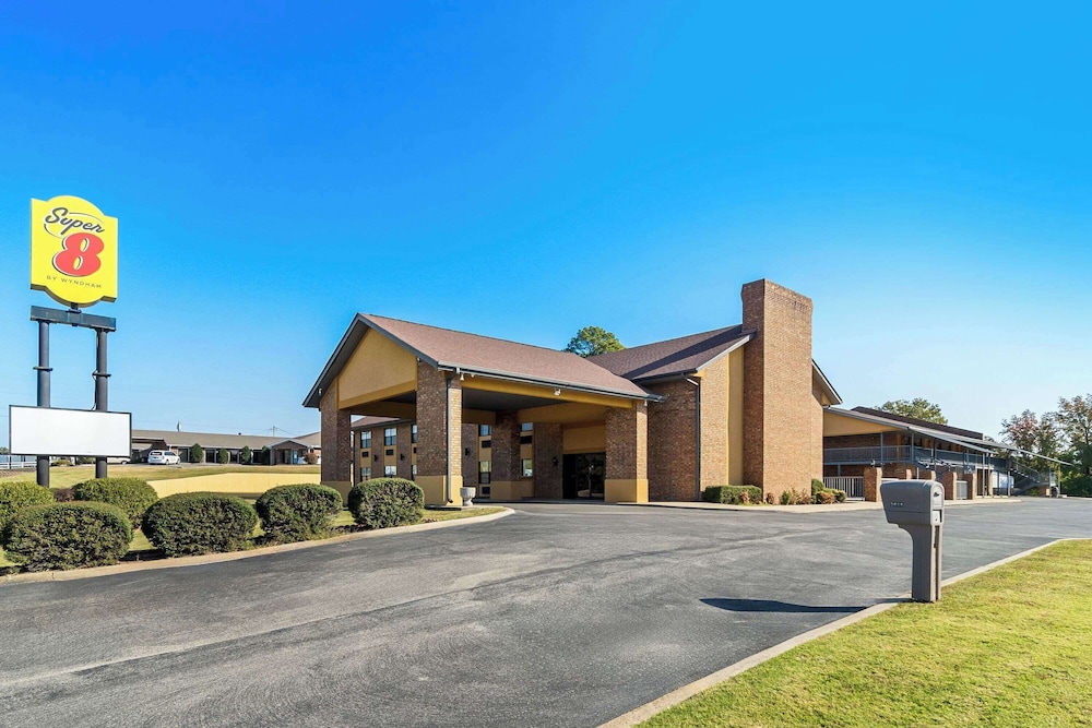 Super 8 by Wyndham Paragould 4/50