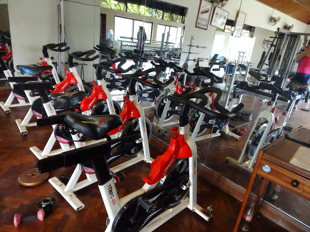 Fairway Hotel and Spa 24/47