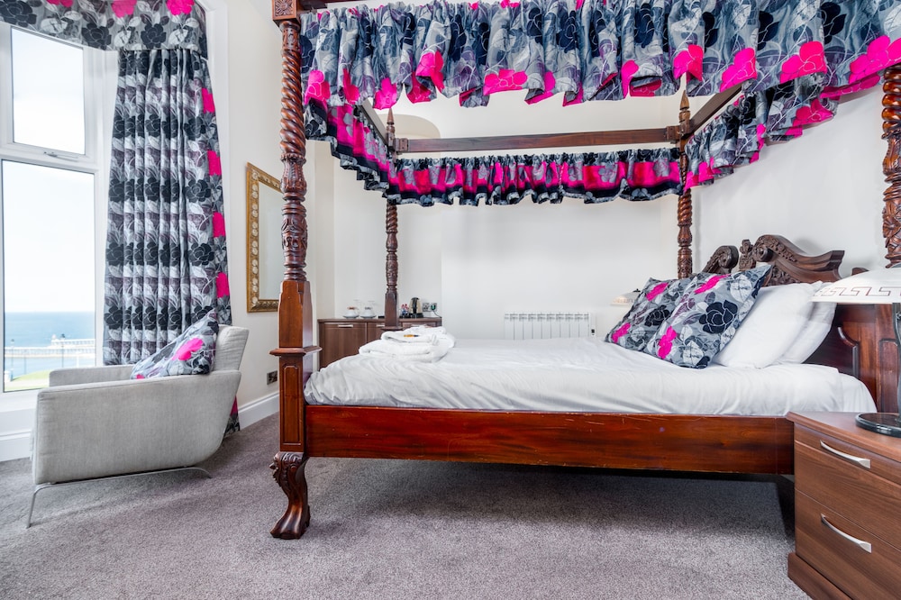 Superior, Double Bed, Sea View, Baywindow