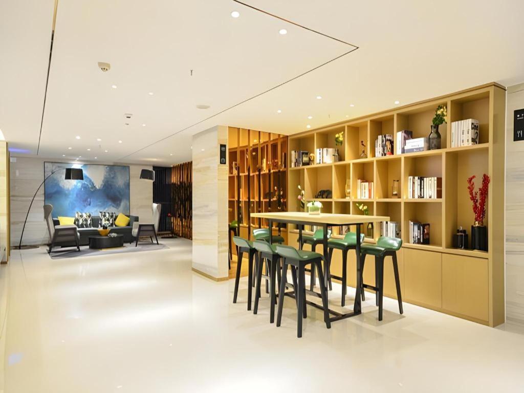City Comfort Inn Enshi Jingang Baijia Plaza 35/44