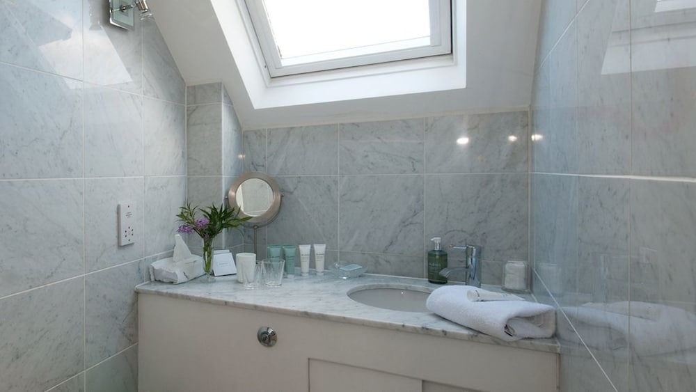 Sandown Cottage 37/38