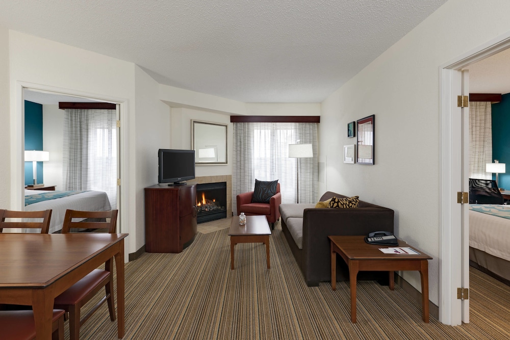 Residence Inn By Marriott Chicago Naperville Warrenville 16/24