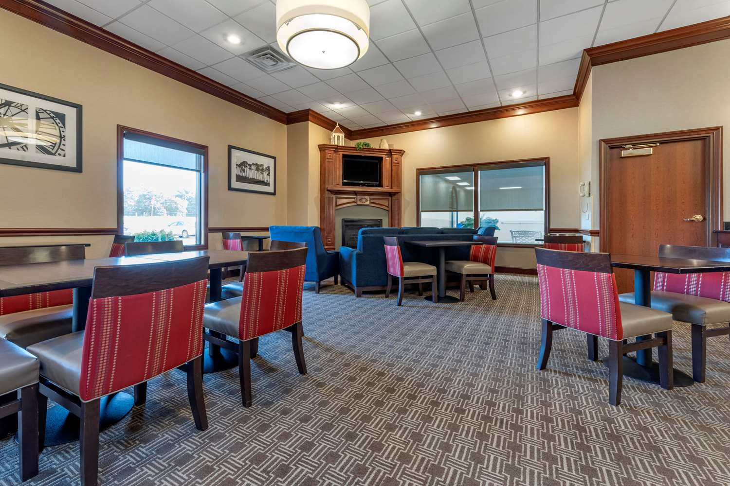 Quality Inn Dover OH 28/42