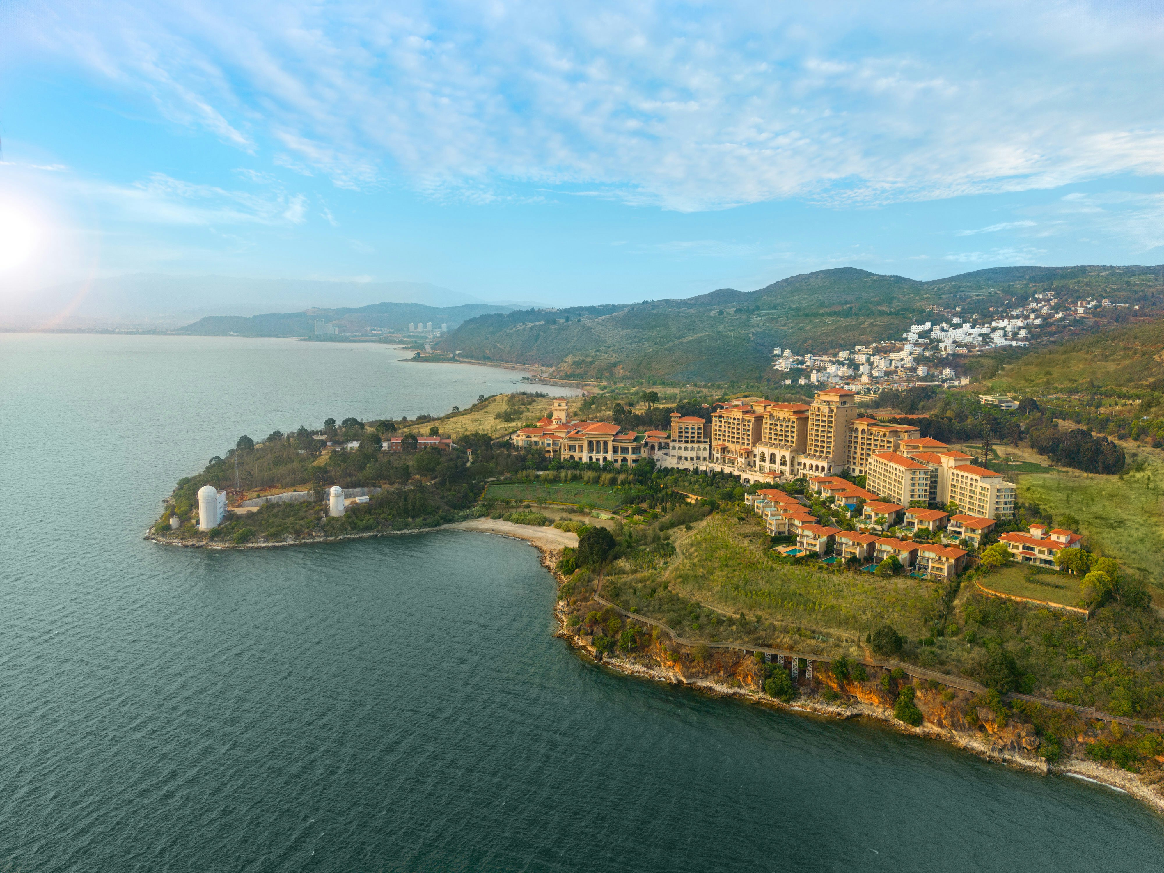 Hilton Yuxi Fuxian Lake 40/50