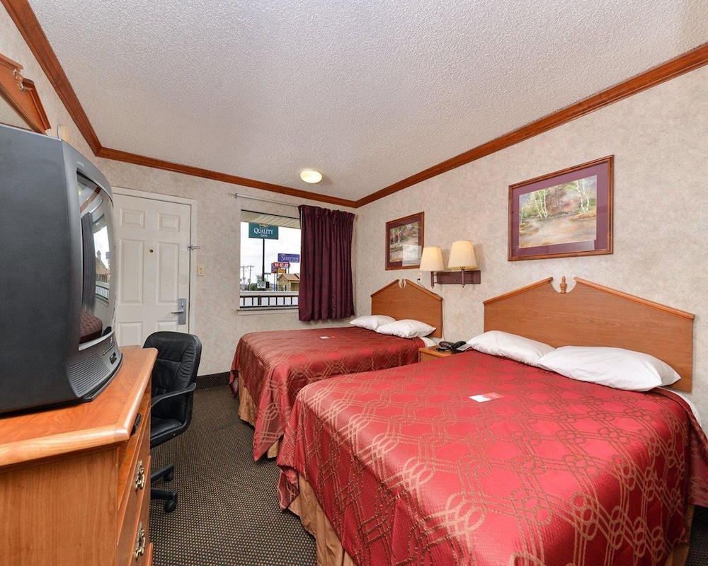 Econo Lodge Killeen, TX 9/15