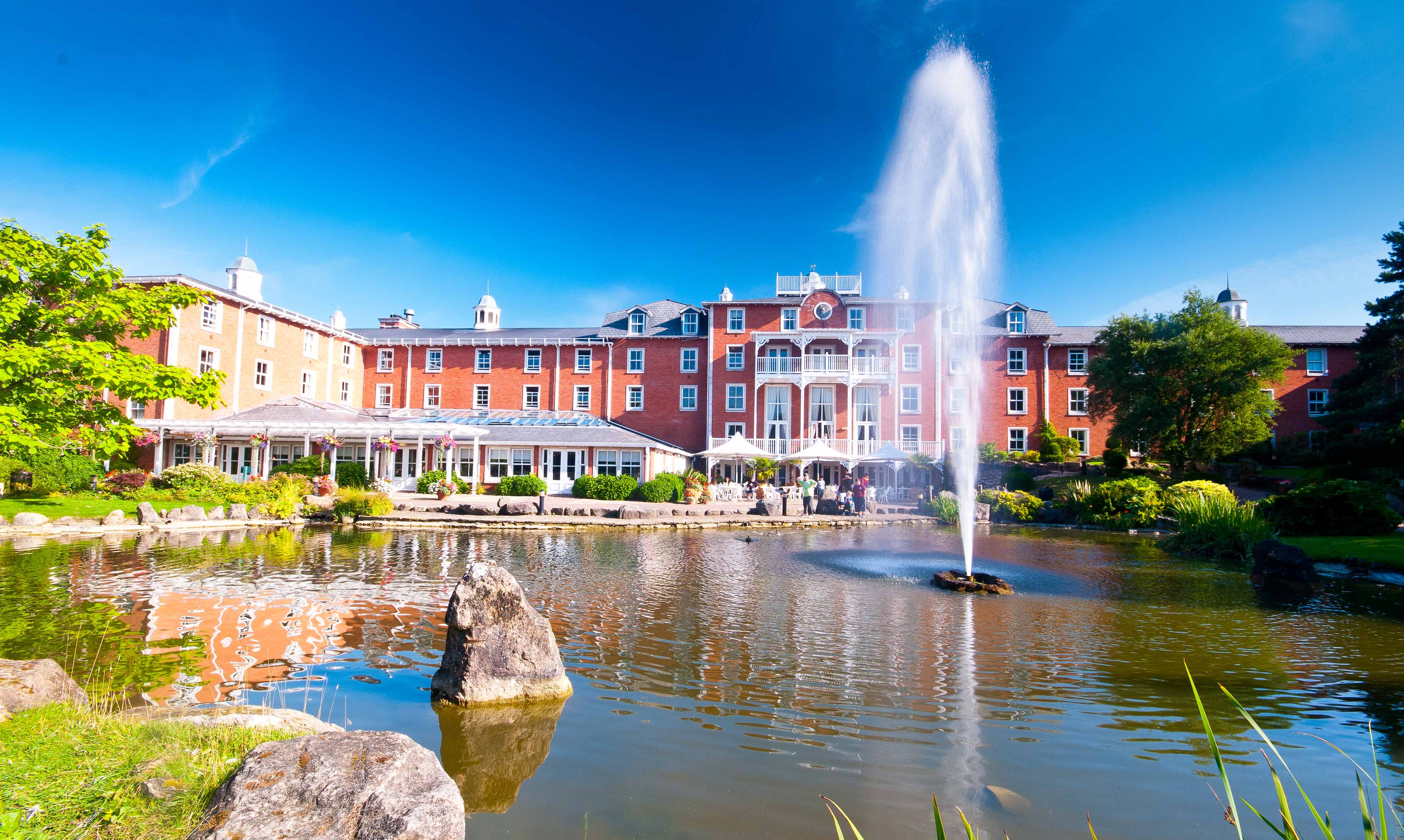 Alton Towers Hotel 87/94