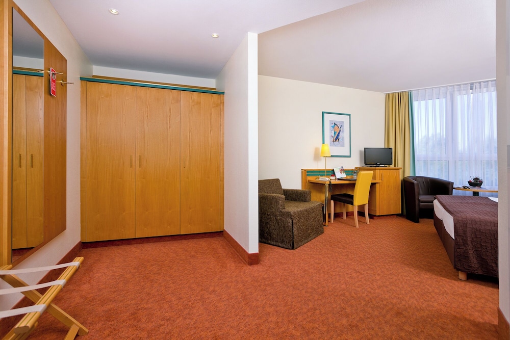 Parkhotel Ruegen 34/64