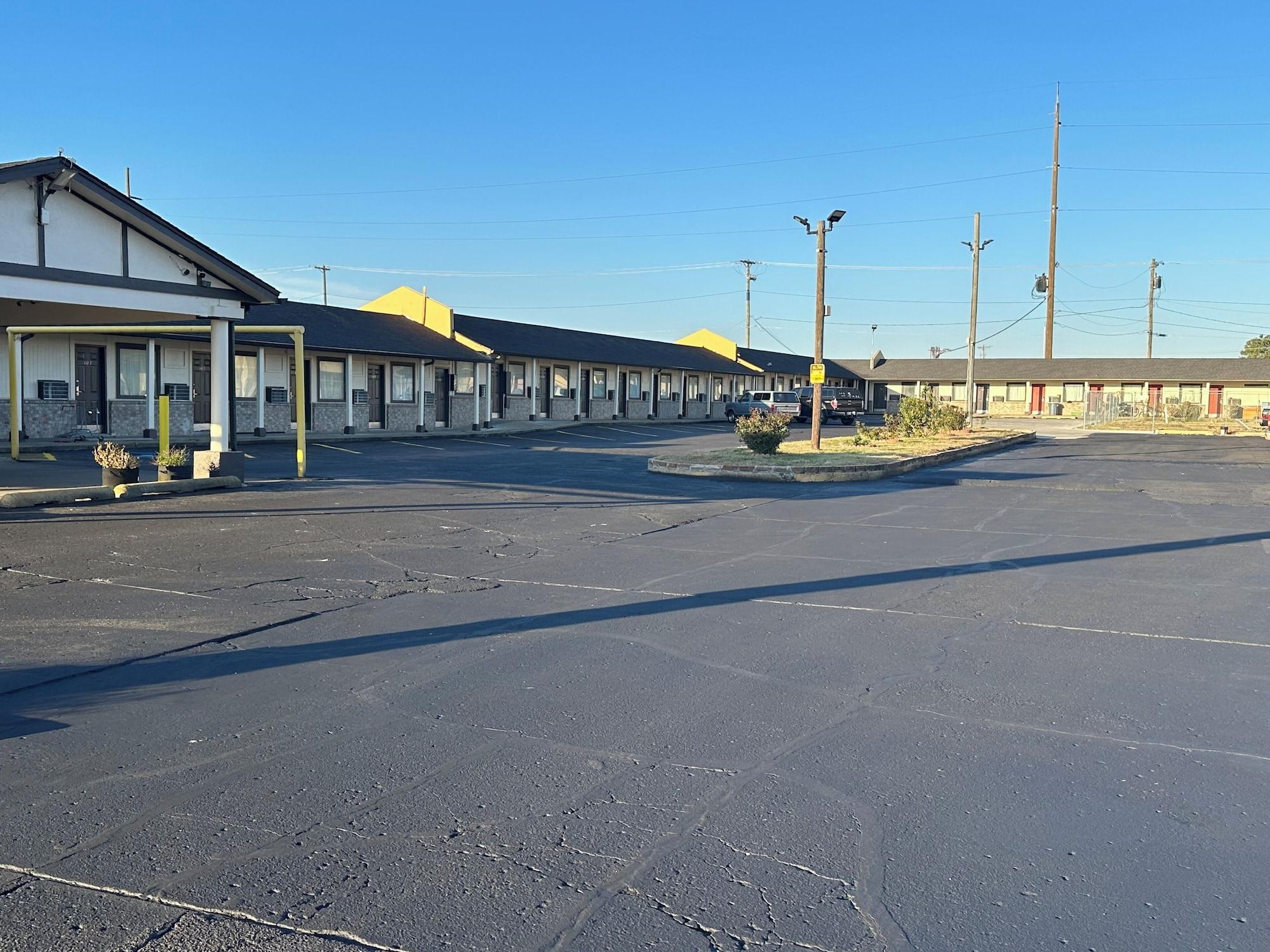 Interstate Inn Express 7/7