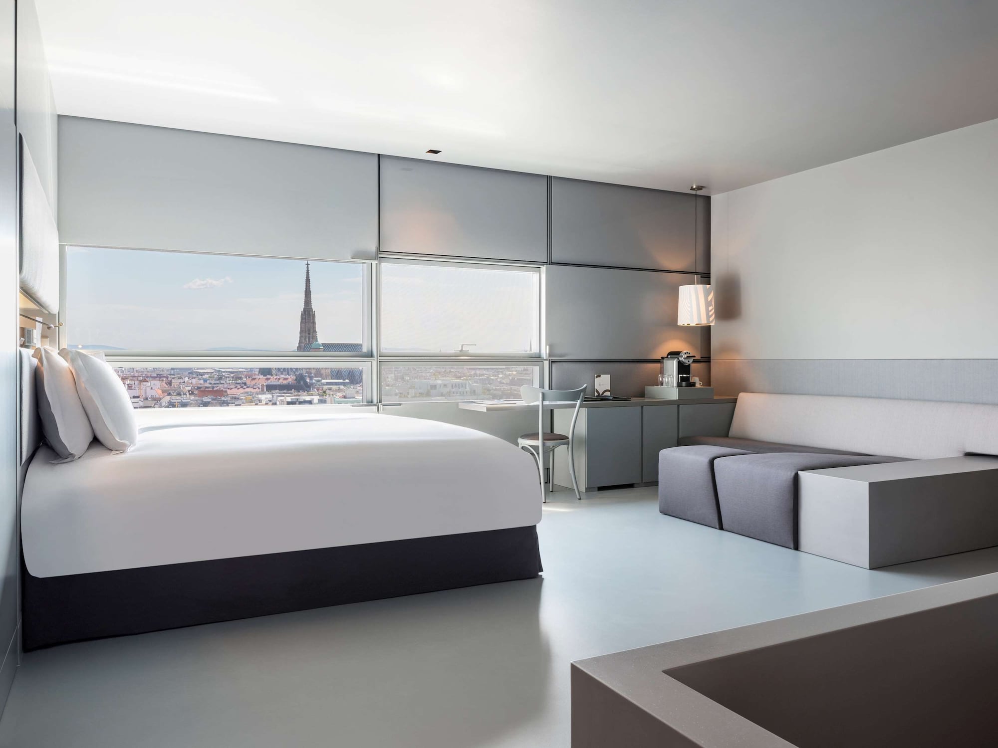 DELUXE, KING BED, CATHEDRAL VIEW
