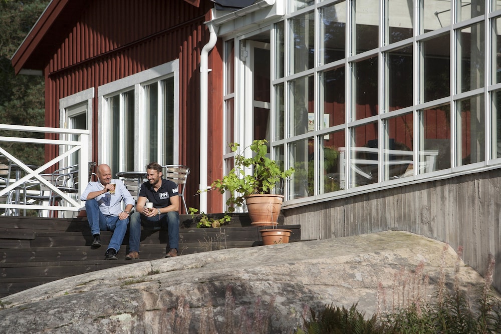 Skeviks Gård 42/50