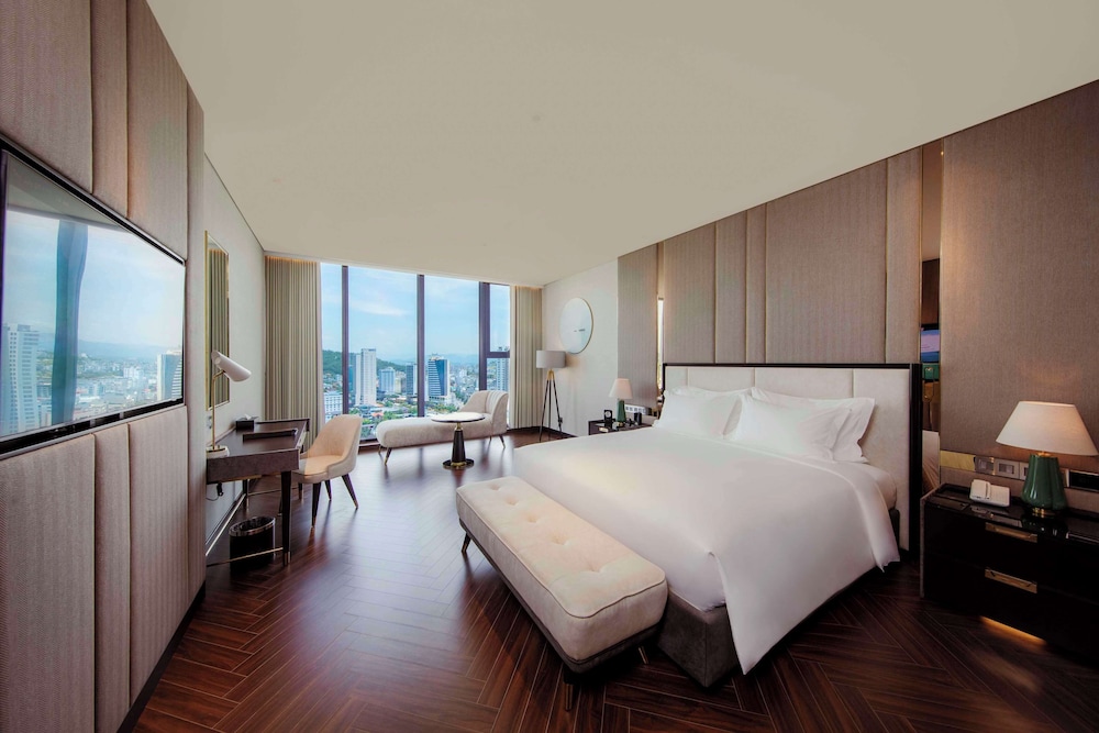 Radisson Blu Hotel 11/50