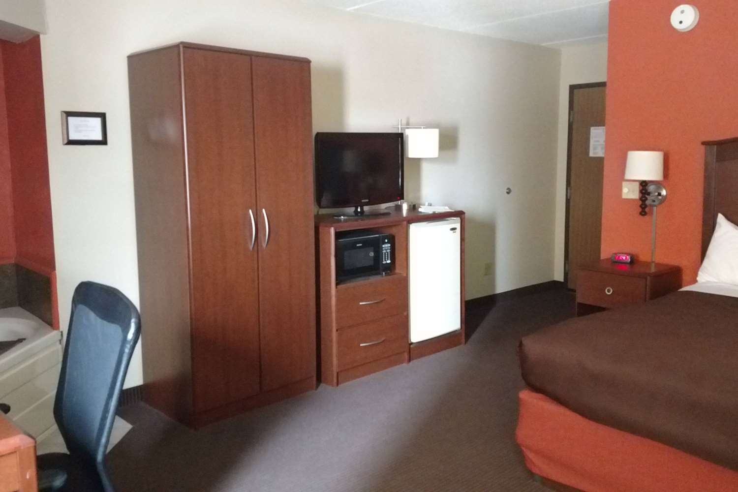 Americinn By Wyndham Iron River 10/25