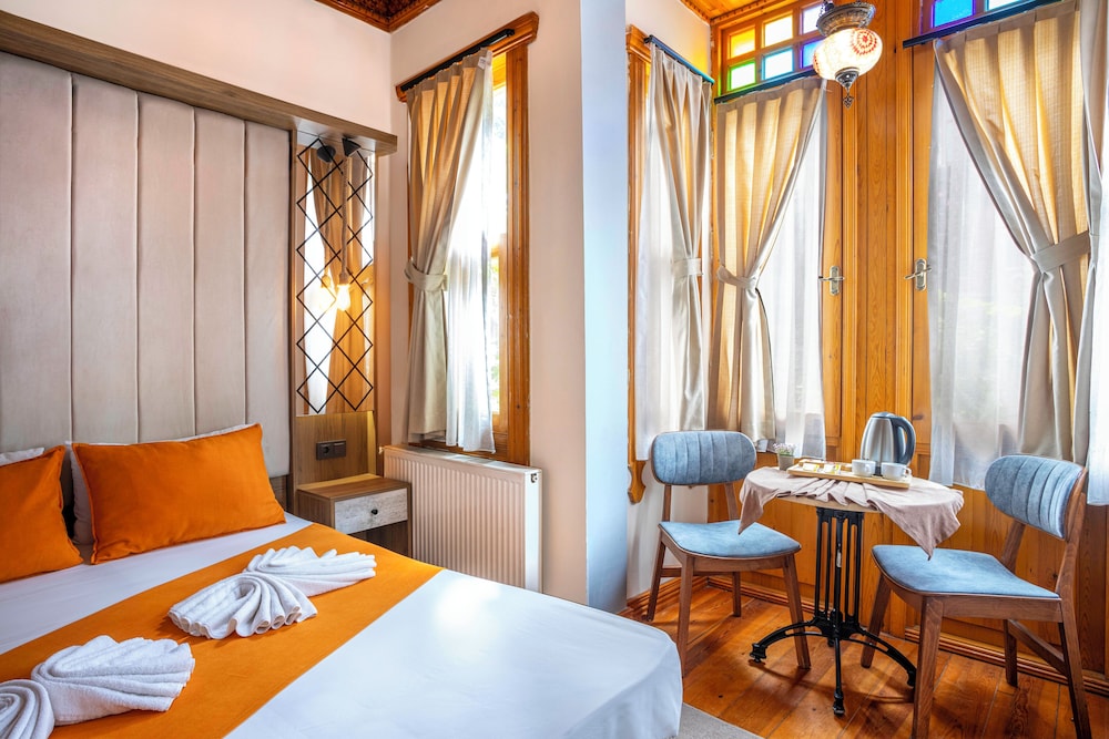 Astra Boutique Hotel 13/50