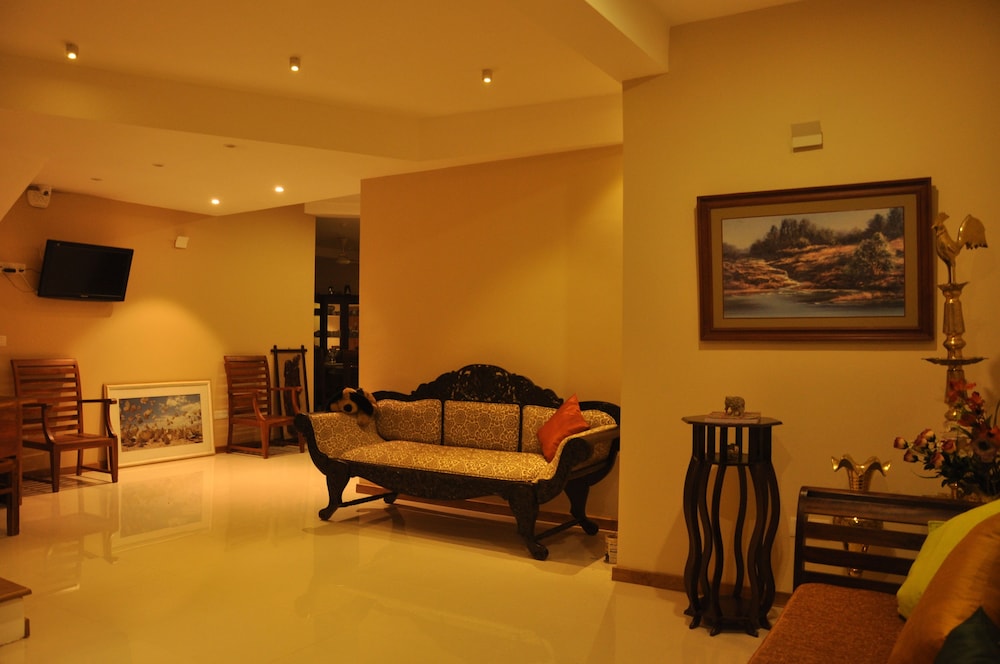 Rivorich Residence 37/55