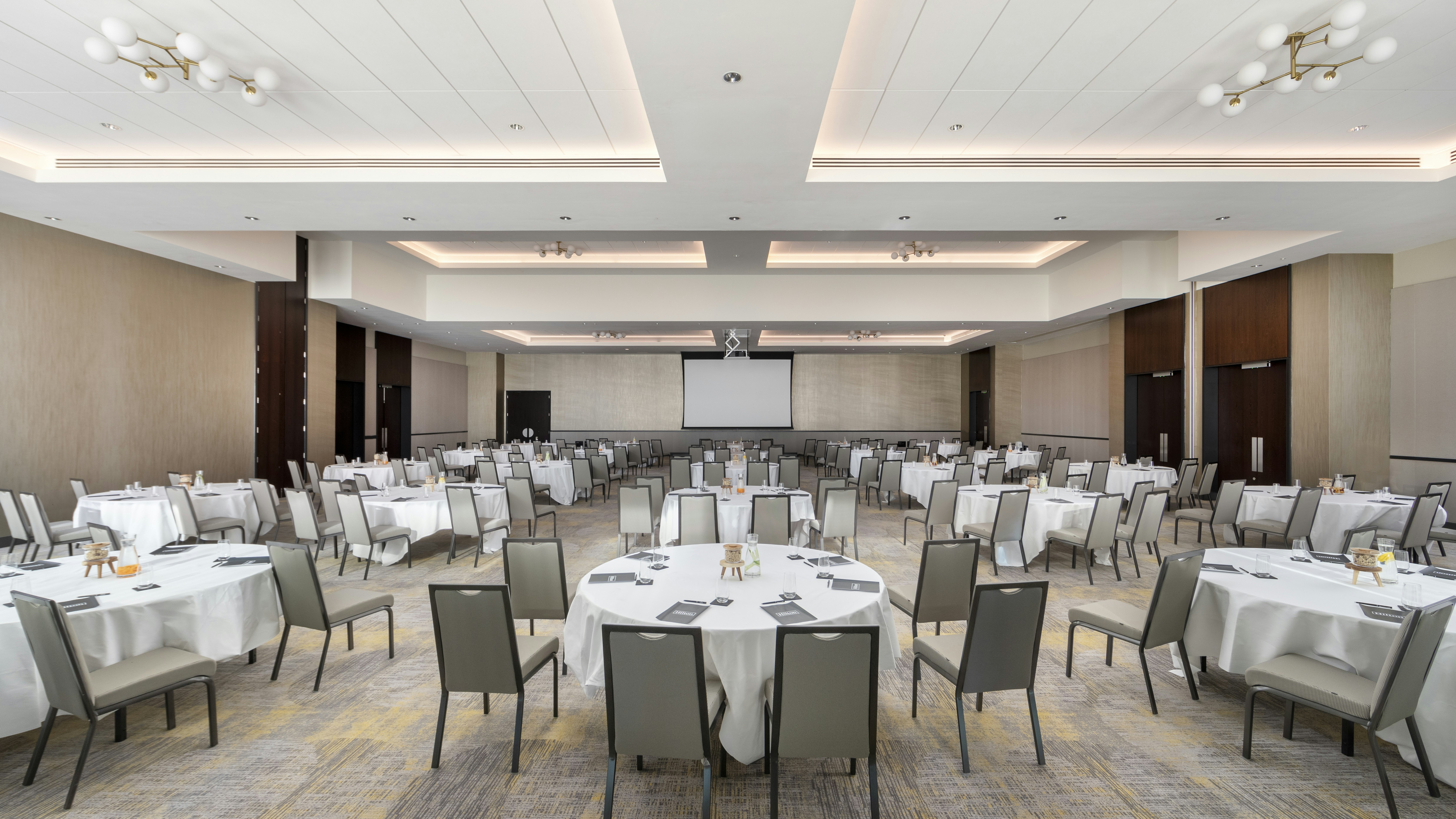 Hilton Woking 42/48