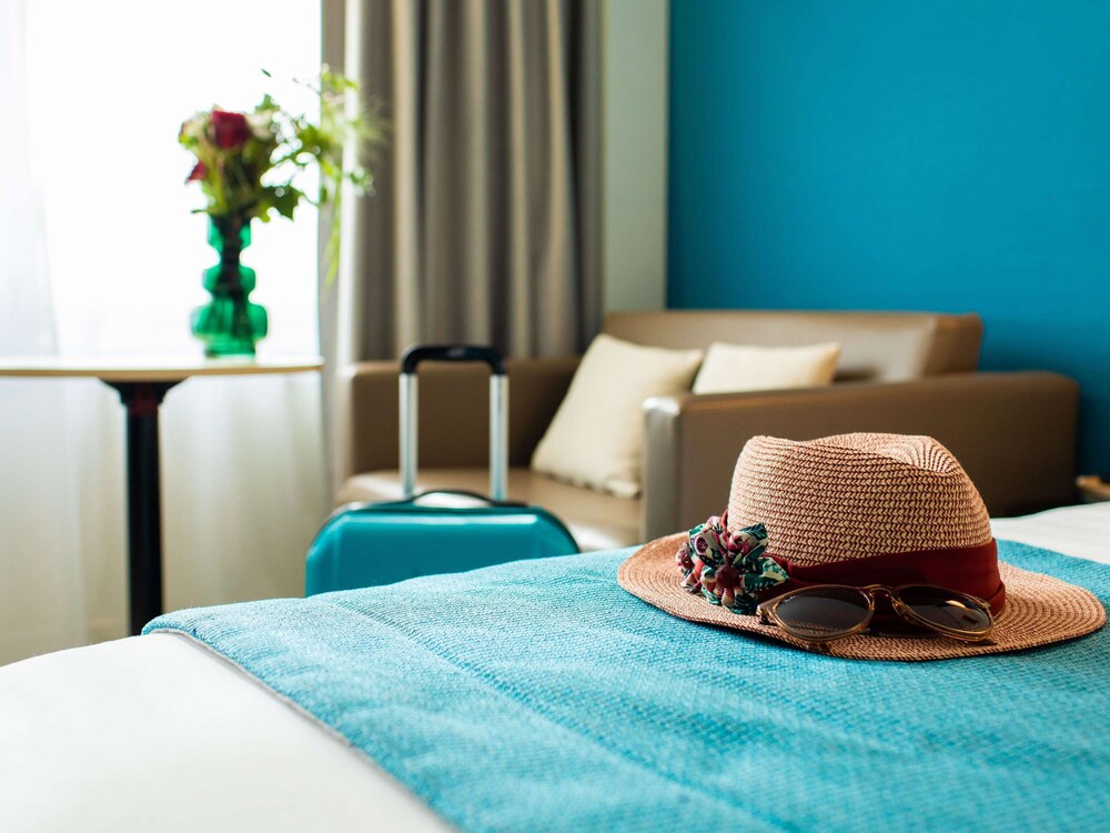 Mercure Lorient Centre Hotel 47/68