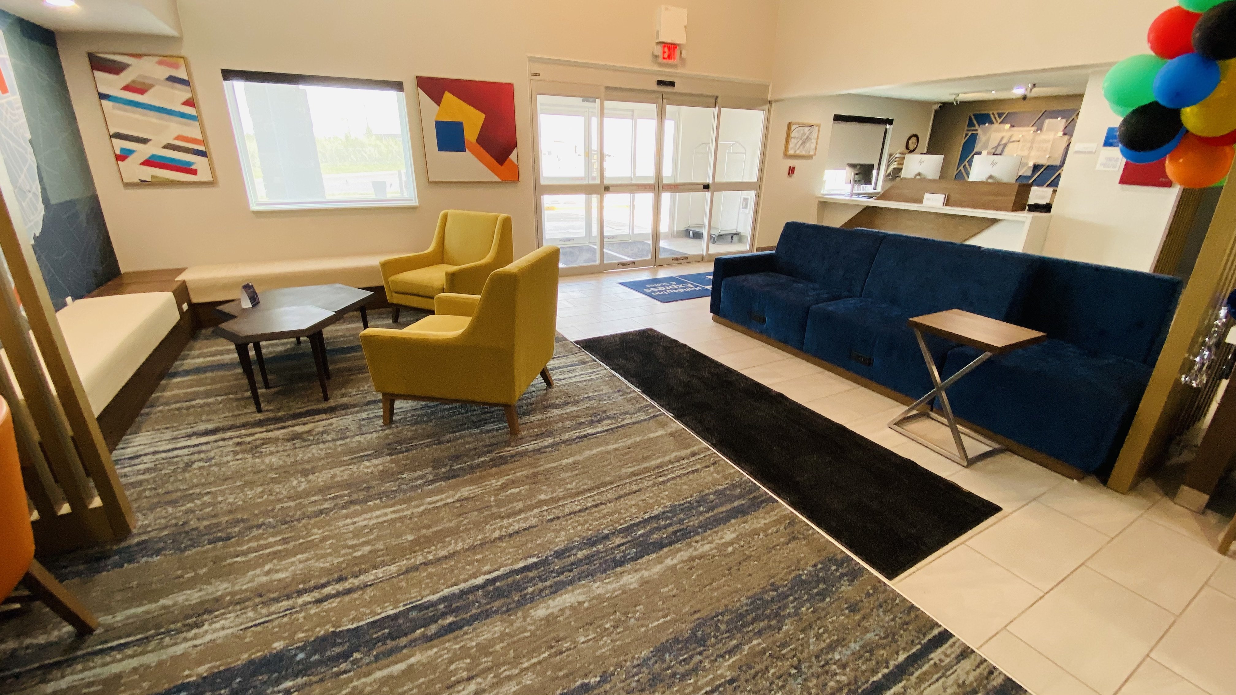 Bluffton Inn & Suites 20/26