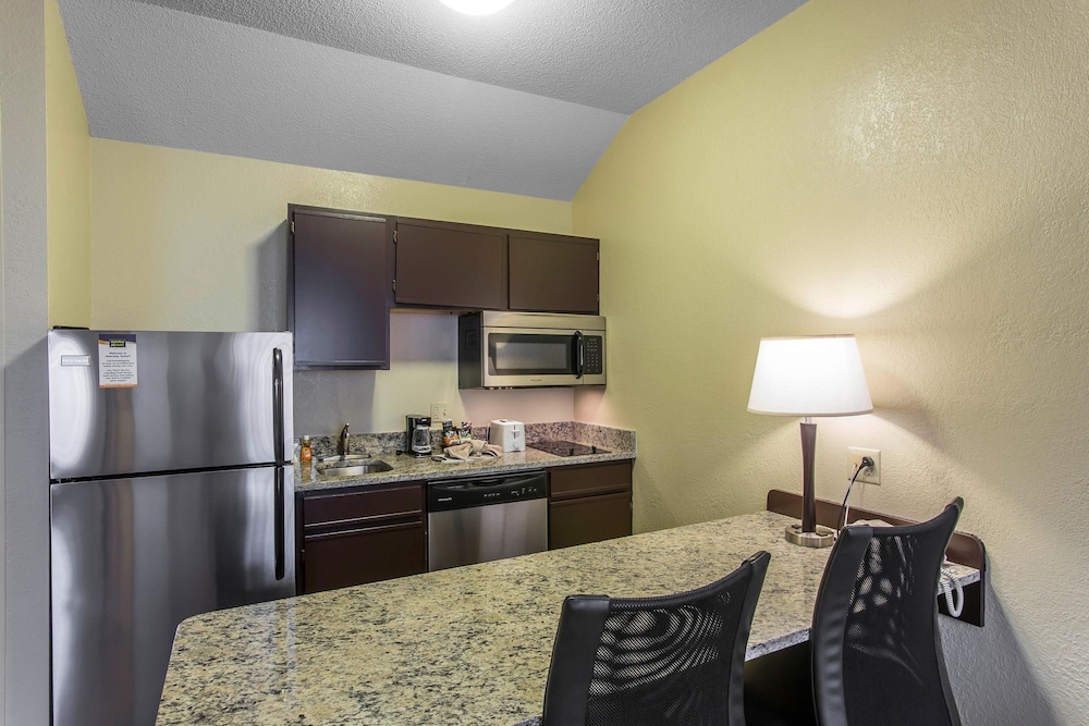 MainStay Suites Brentwood Nashville 49/62