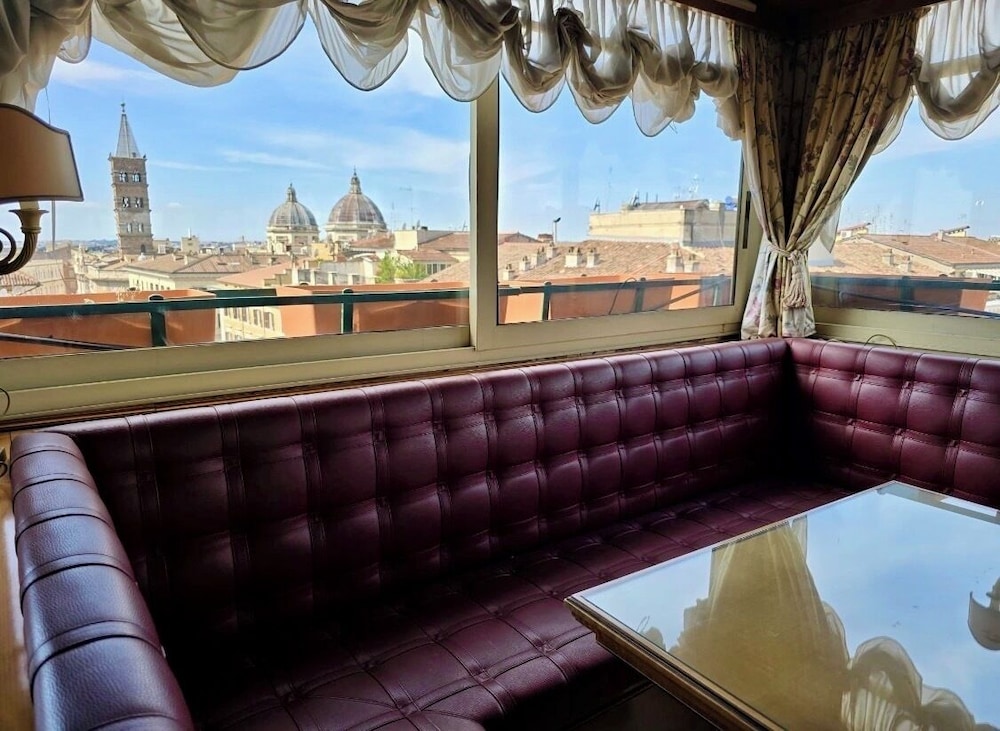 Hotel Champagne Palace in ROME