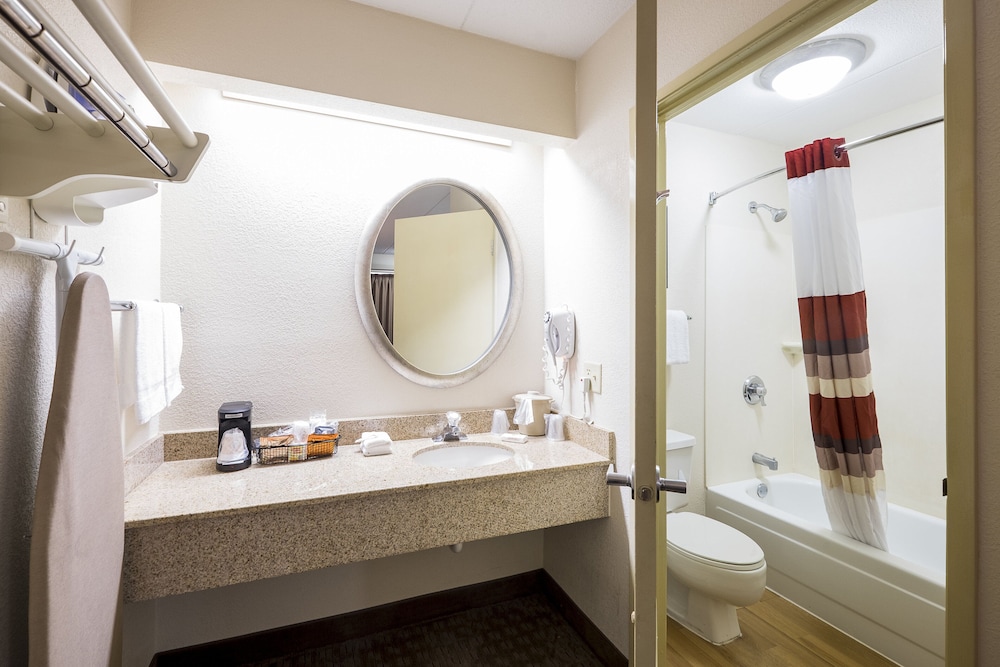 Red Roof Inn Parsippany 21/34