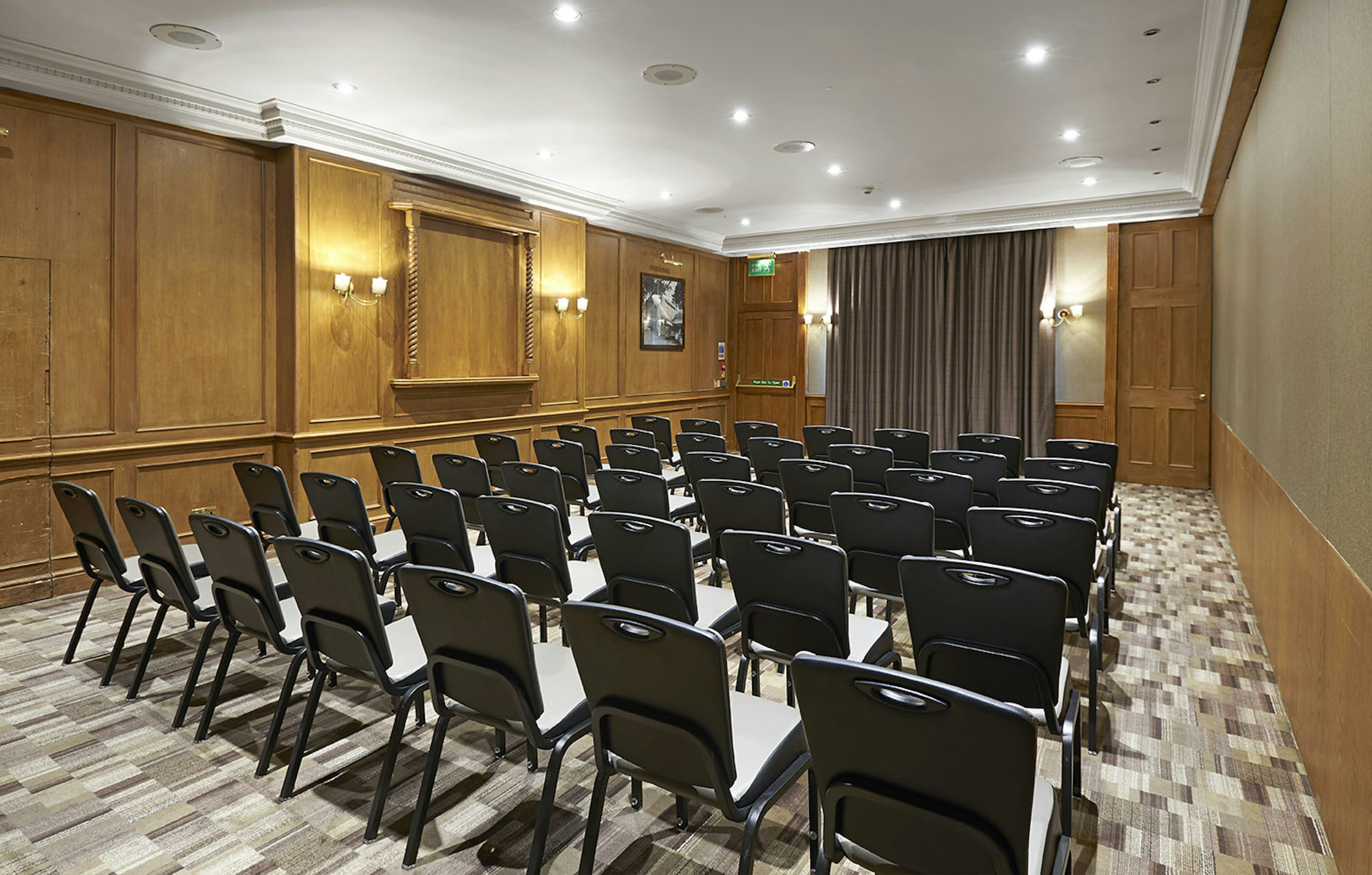 DOUBLETREE BY HILTON SOUTHAMPTON 78/93