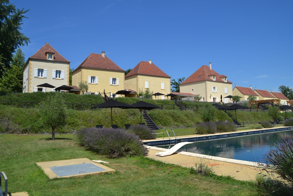 Chateau Les Merles 45/49
