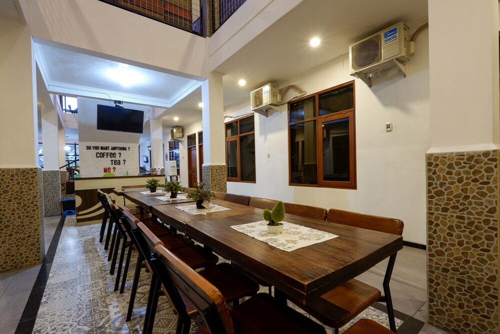 Reddoorz Near Universitas Diponegoro 2 23/30
