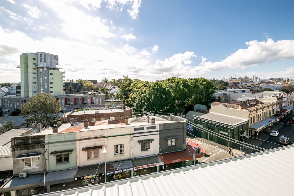 The Urban Newtown 3/59