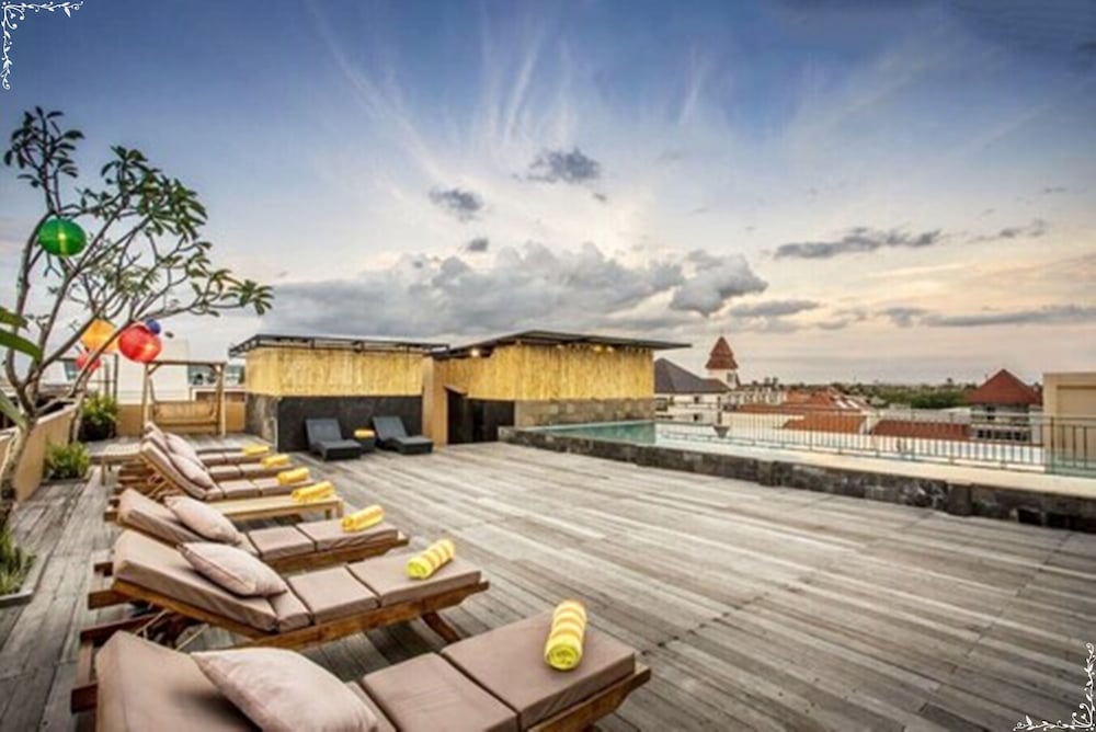 Tusita Boutique Hotel 46/54