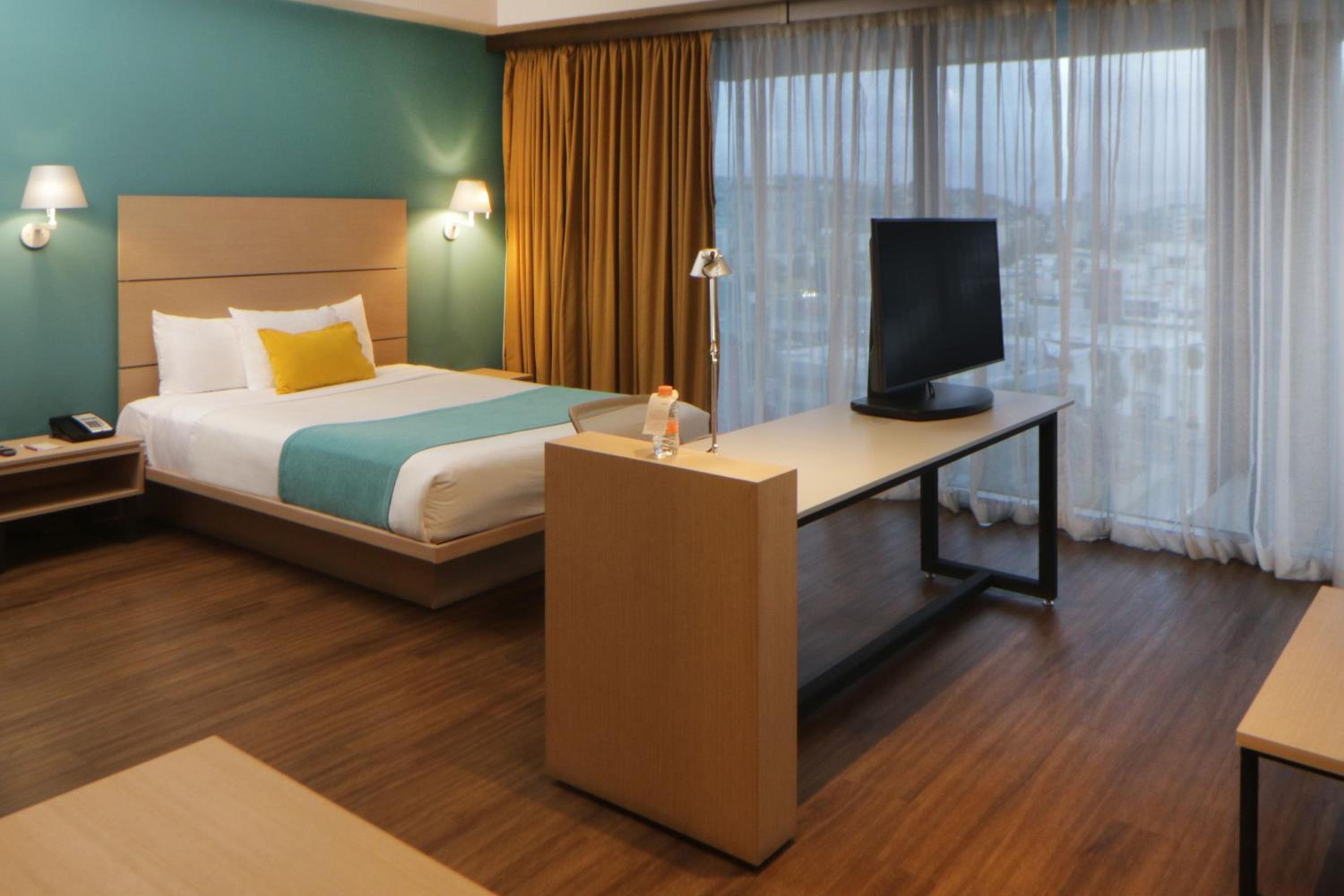 Studio, Suite, King Bed, Queen Bed, Sofa