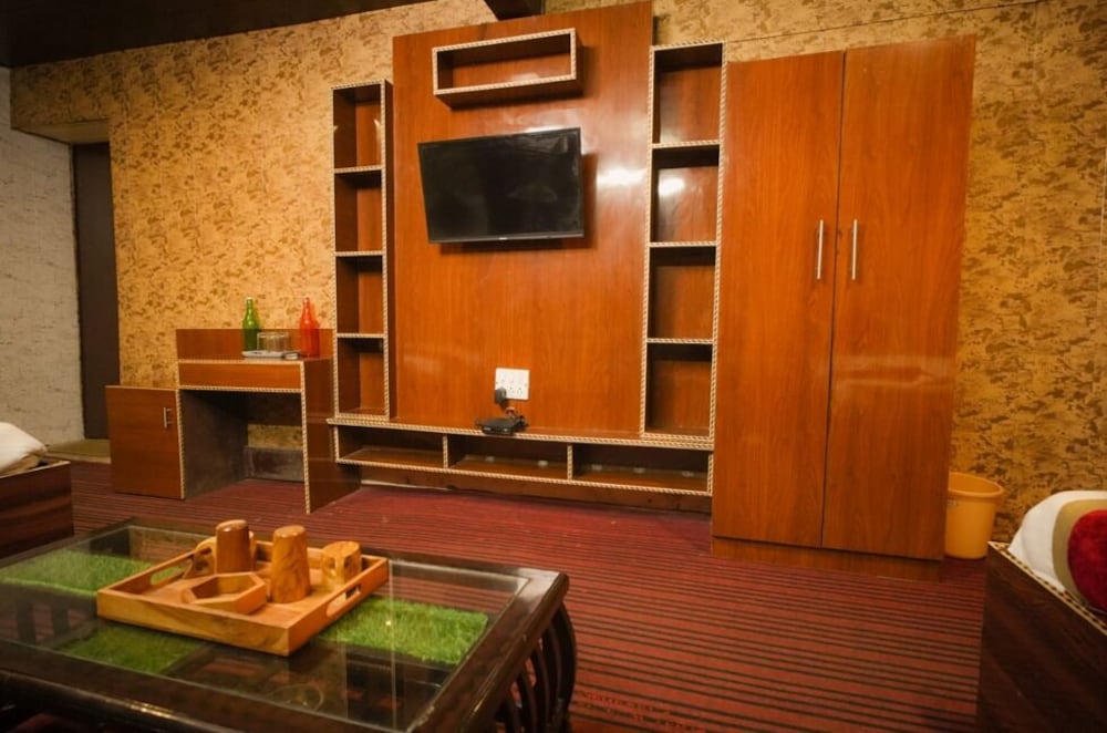 Hotel Kausani Retreat 22/48