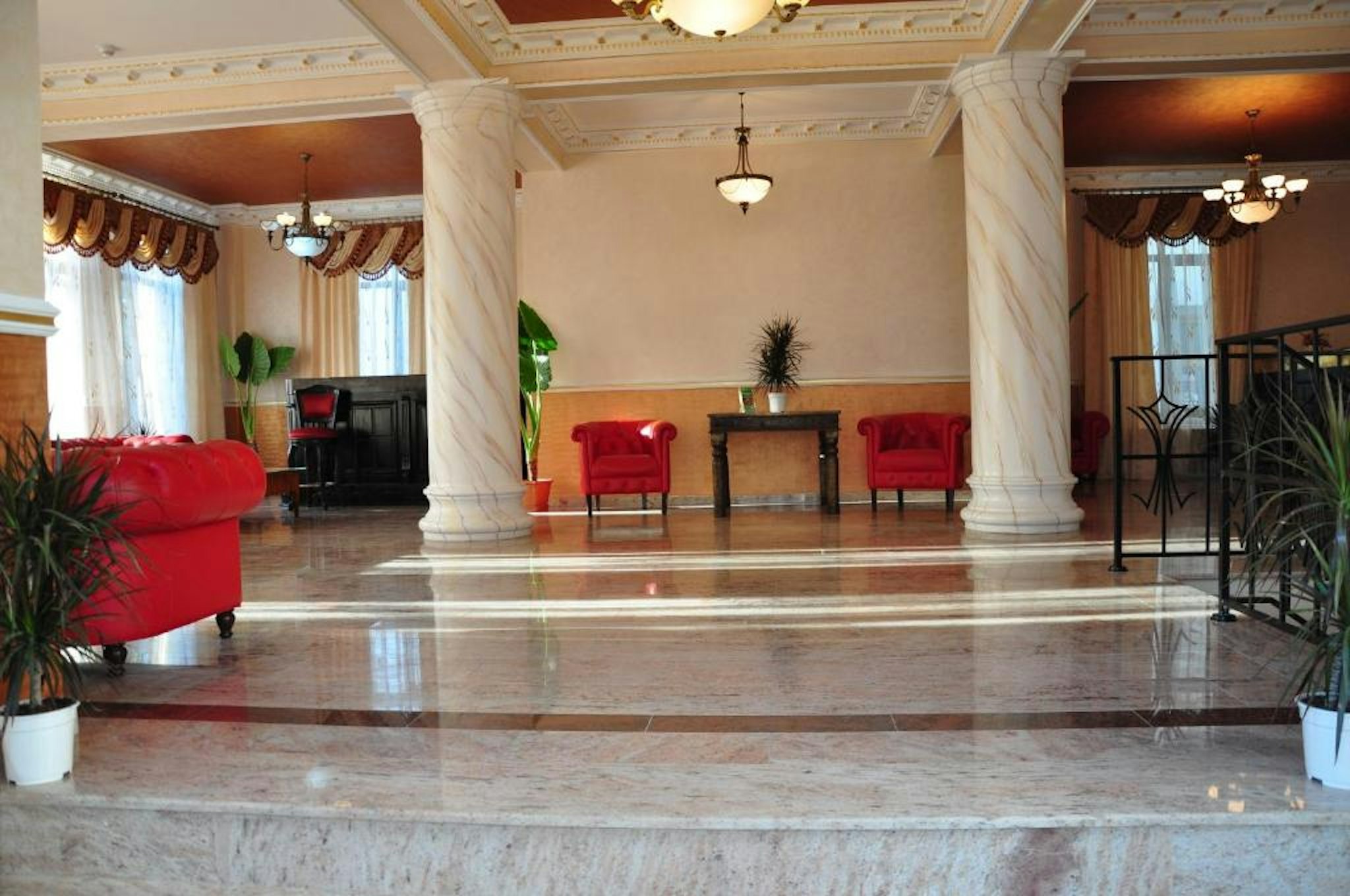 VIGO GRAND HOTEL 8/36