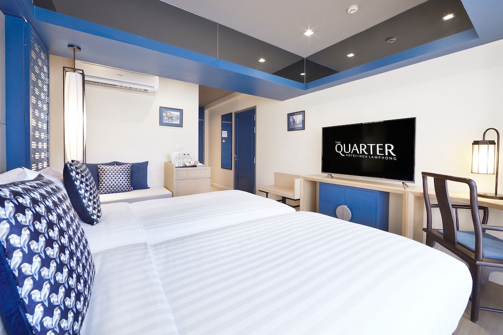 The Quarter Hualamphong by UHG 18/69