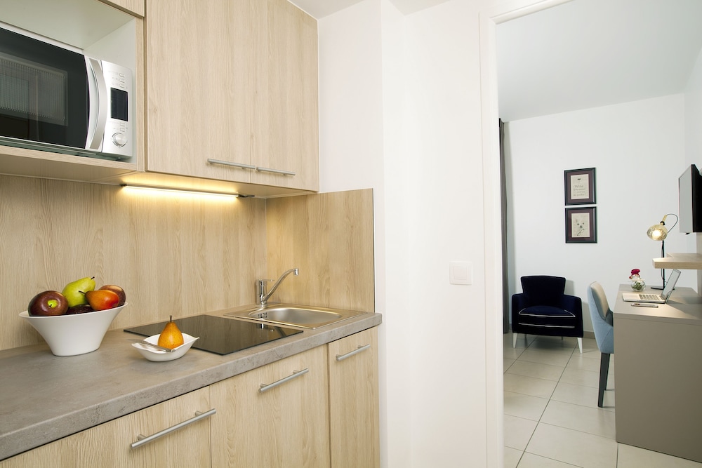Residhome Bordeaux 16/48