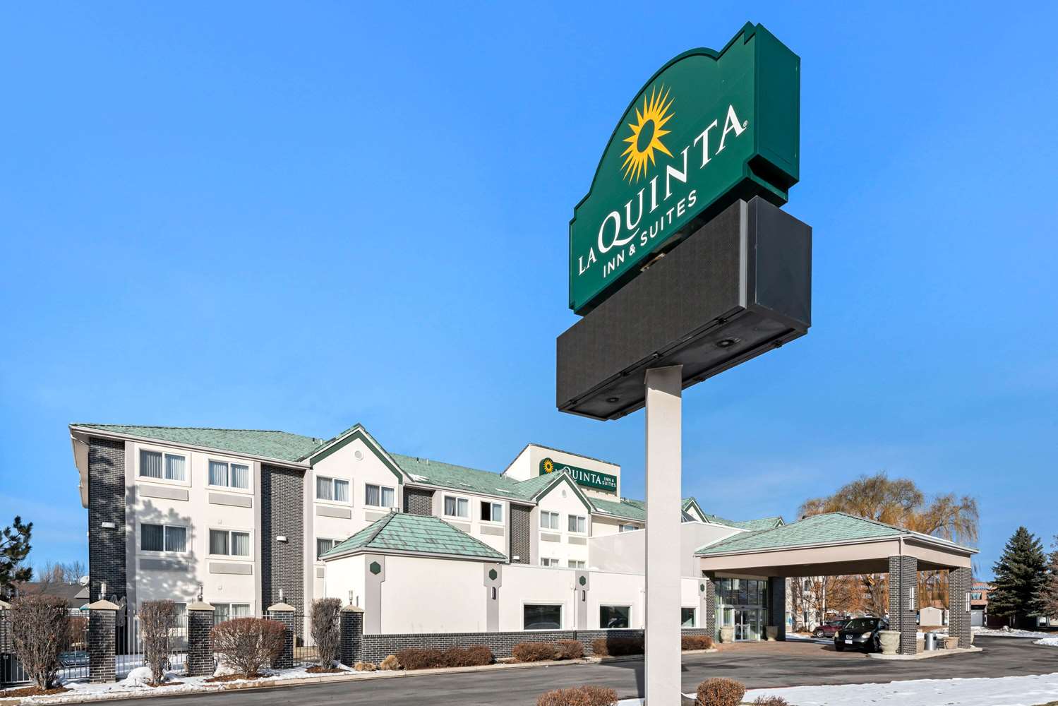La Quinta Inn & Suites by Wyndham Logan 4/42