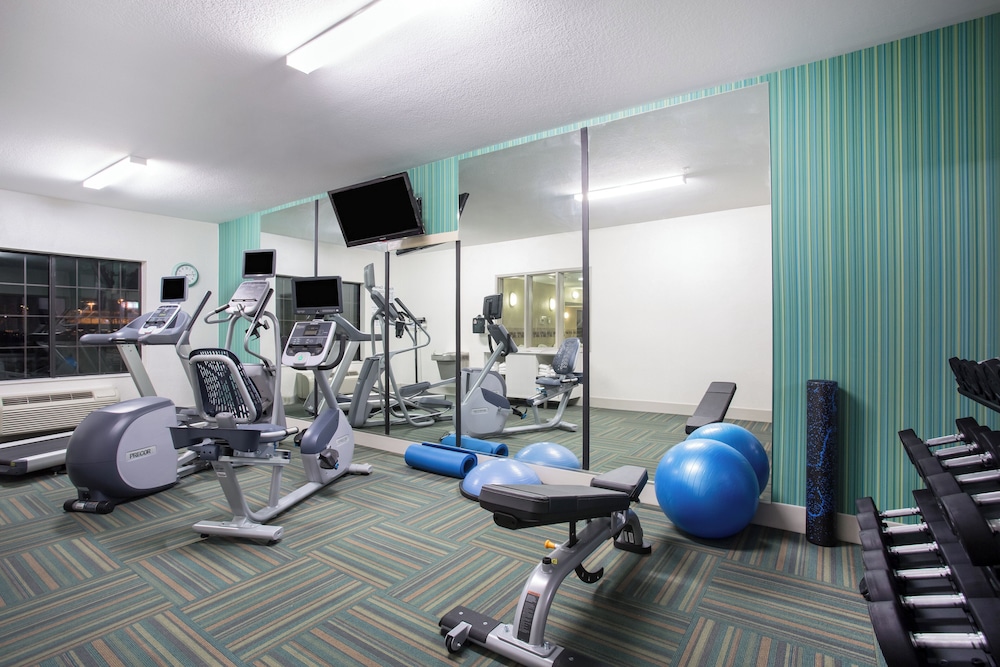 Holiday Inn Express Hotel And Suites Ft Collins 52/66