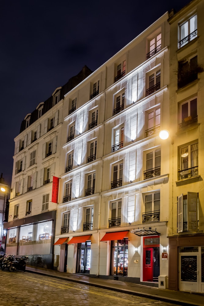Hotel Scarlett 3/69