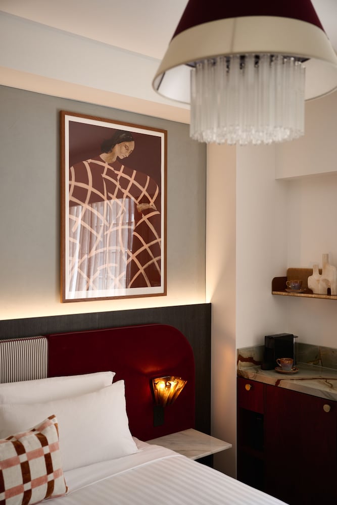 Hotel Morris Sydney - Handwritten Collection 12/50