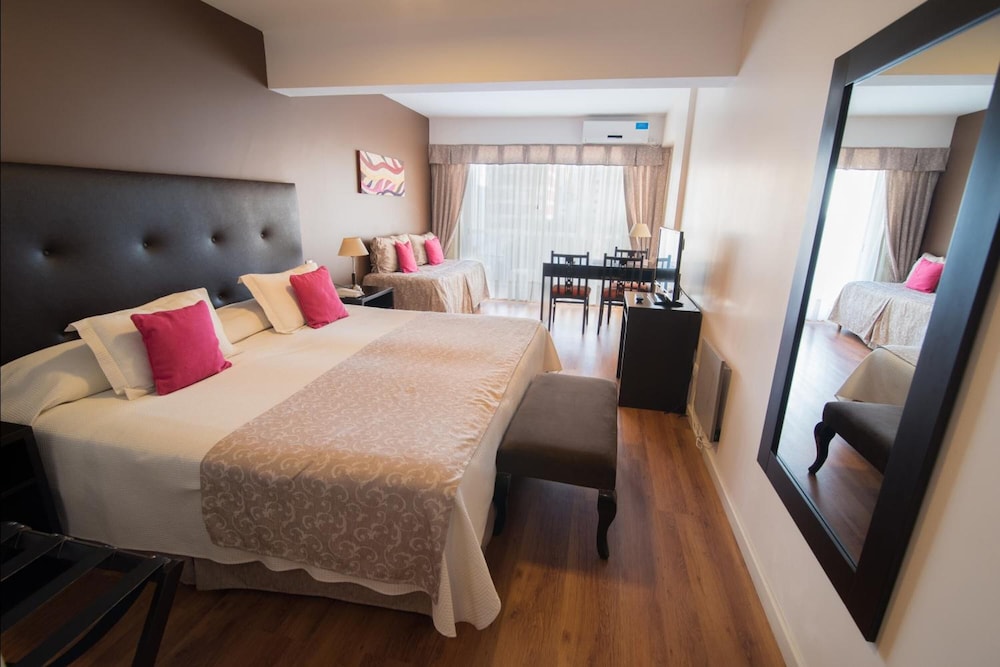 Gran Hotel Continental 19/50