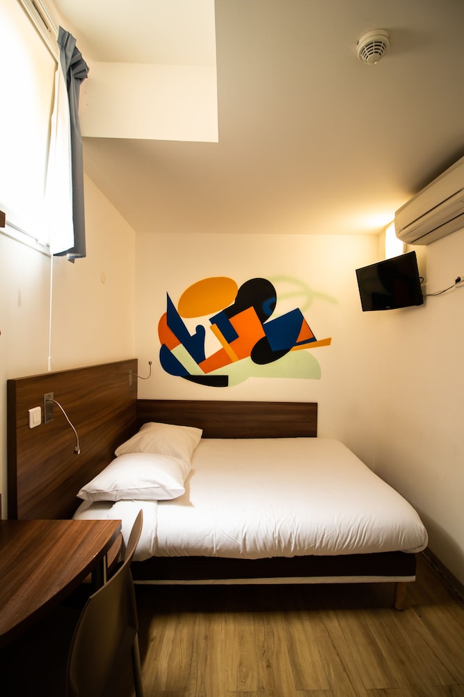 ECONOMY, DOUBLE BED