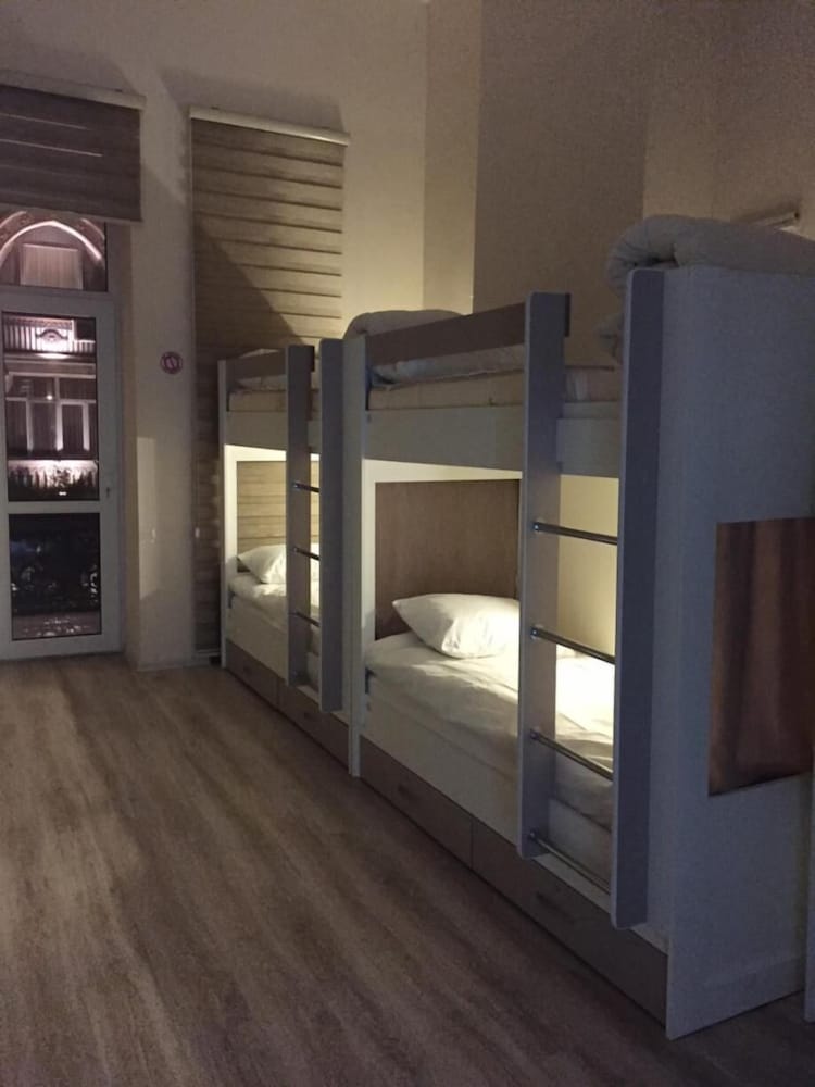 Travel Inn Hostel 34/42